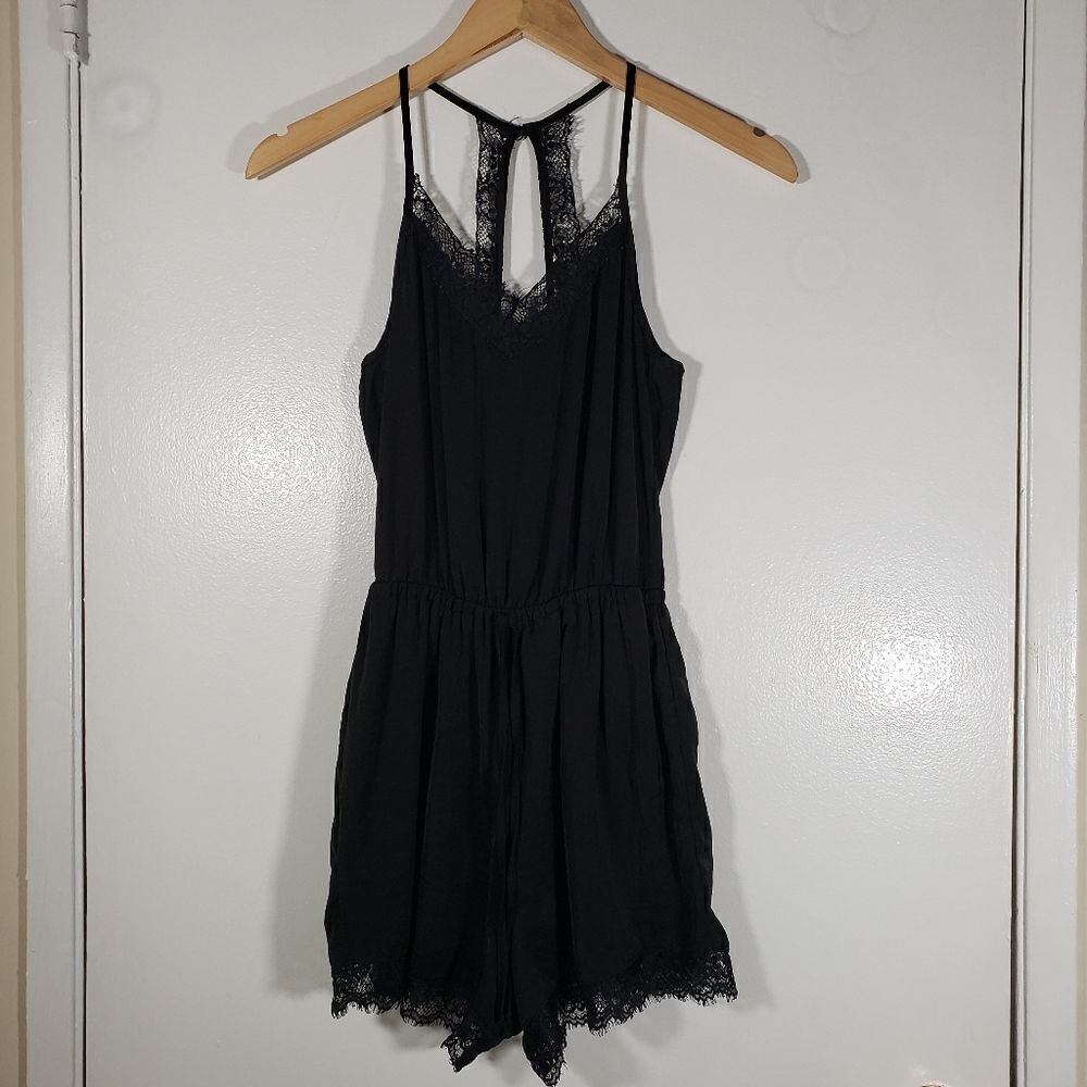 Hollister Black Lace Lined Strappy Short Romper Size XS